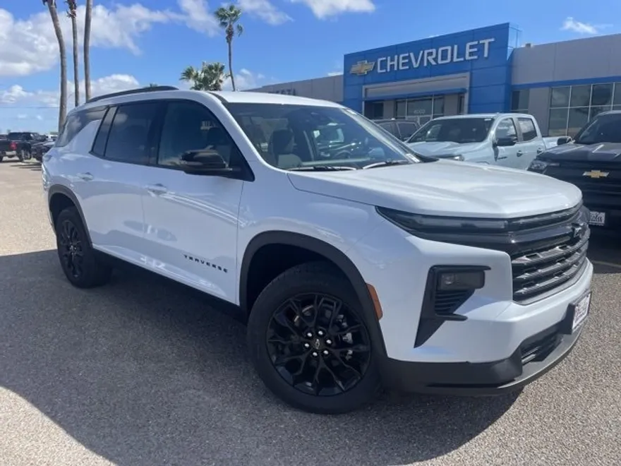 2026 Chevrolet Traverse photo 1