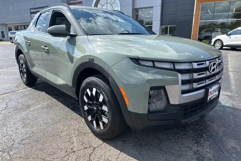 2025 Hyundai Santa Cruz SEL photo 1