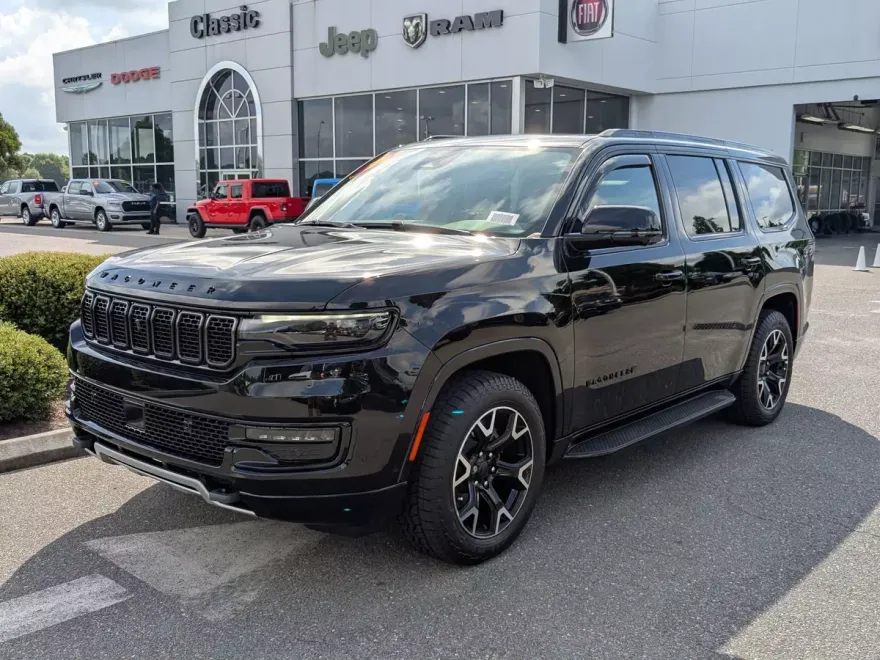 2025 Jeep Wagoneer Series II Overland photo 1