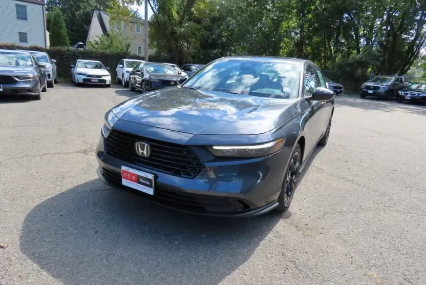 2025 Honda Accord SE photo 1