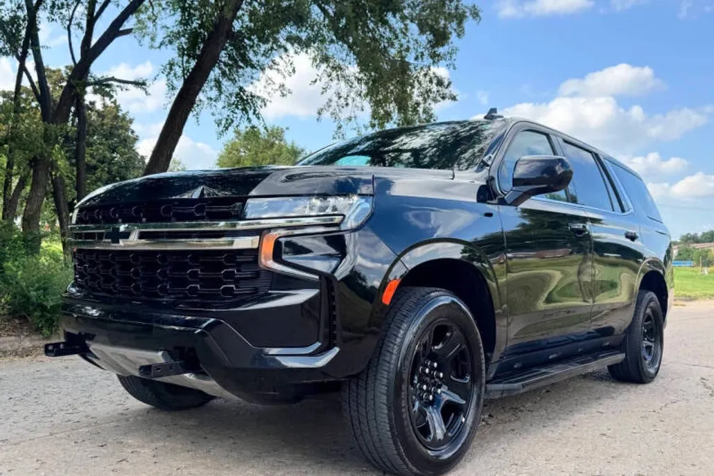 2021 Chevrolet Tahoe photo 1