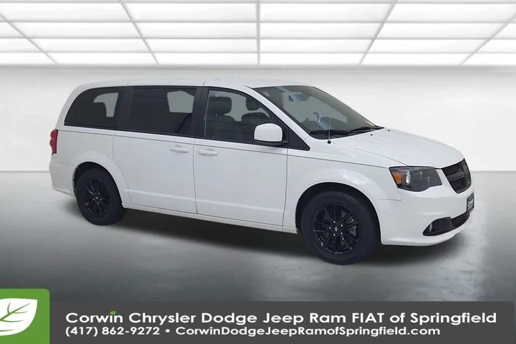 2020 Dodge Grand Caravan GT photo 1