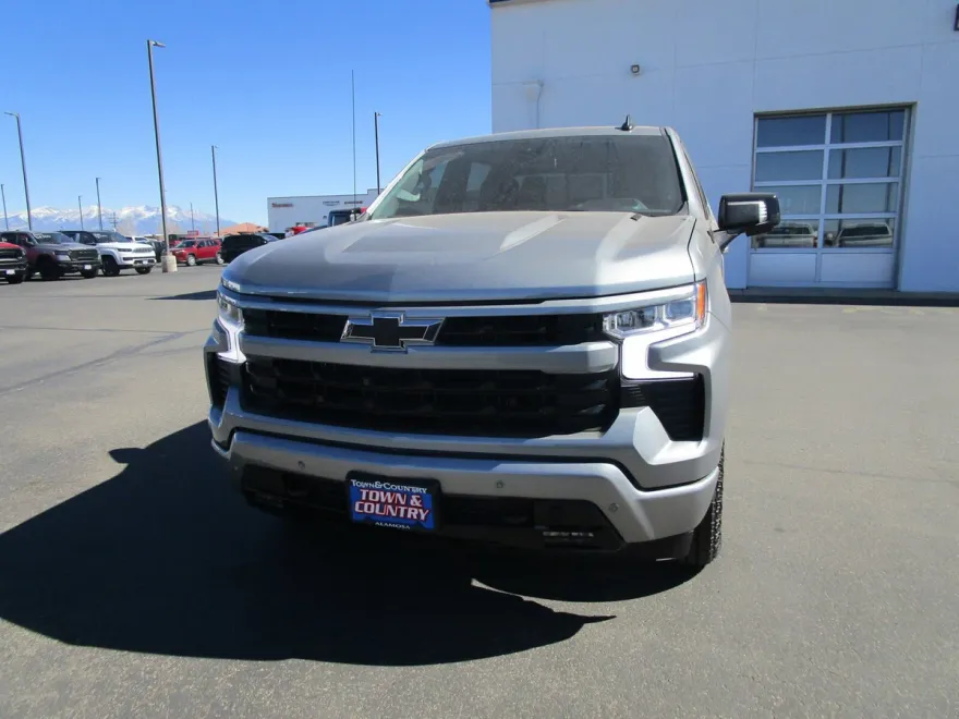 2025 Chevrolet Silverado 1500 RST photo 1