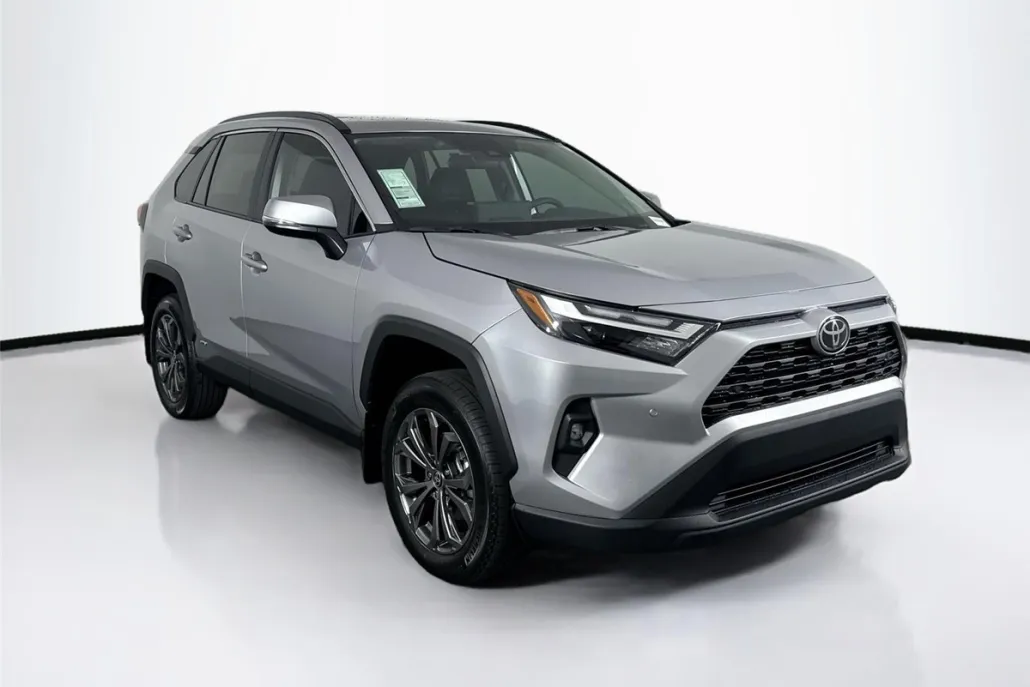 2025 Toyota RAV4 Hybrid XLE Premium photo 1