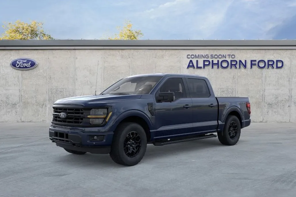 2025 Ford F-150 XLT photo 1