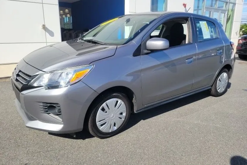 2021 Mitsubishi Mirage ES photo 1