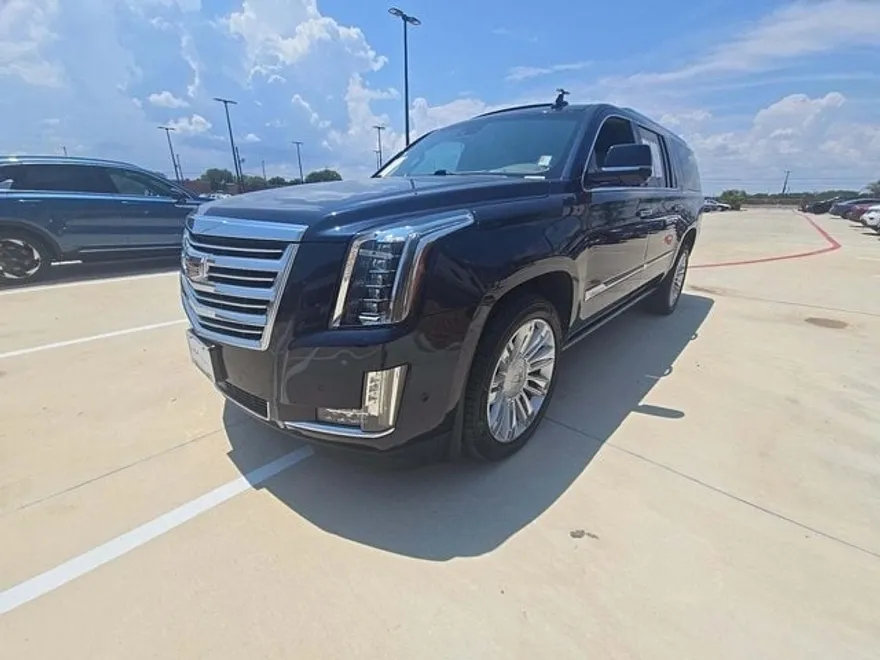 2018 Cadillac Escalade ESV Platinum photo 1