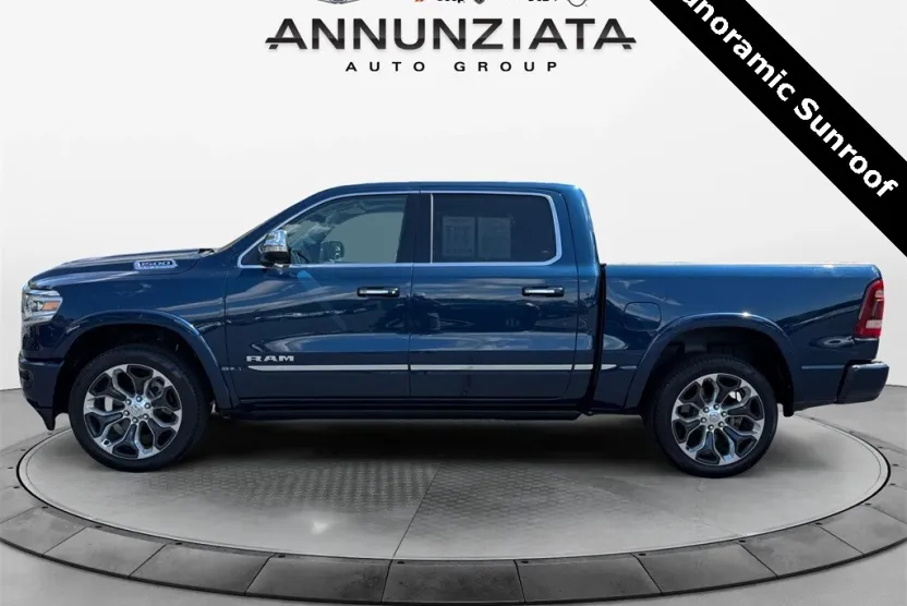 2022 Ram 1500 Limited photo 1