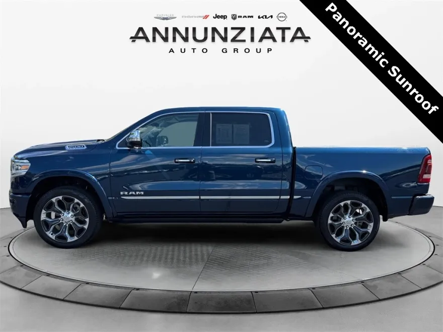2022 Ram 1500 Limited photo 1