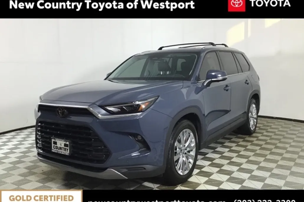 2024 Toyota Grand Highlander Limited photo 1