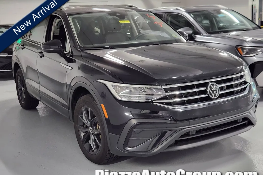 2024 Volkswagen Tiguan SE Wolfsburg Edition photo 1