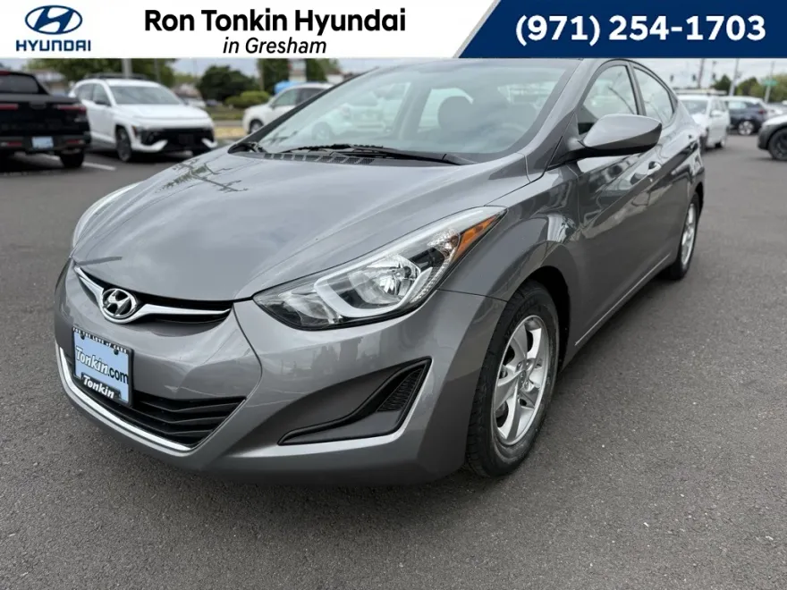 2014 Hyundai Elantra SE photo 1