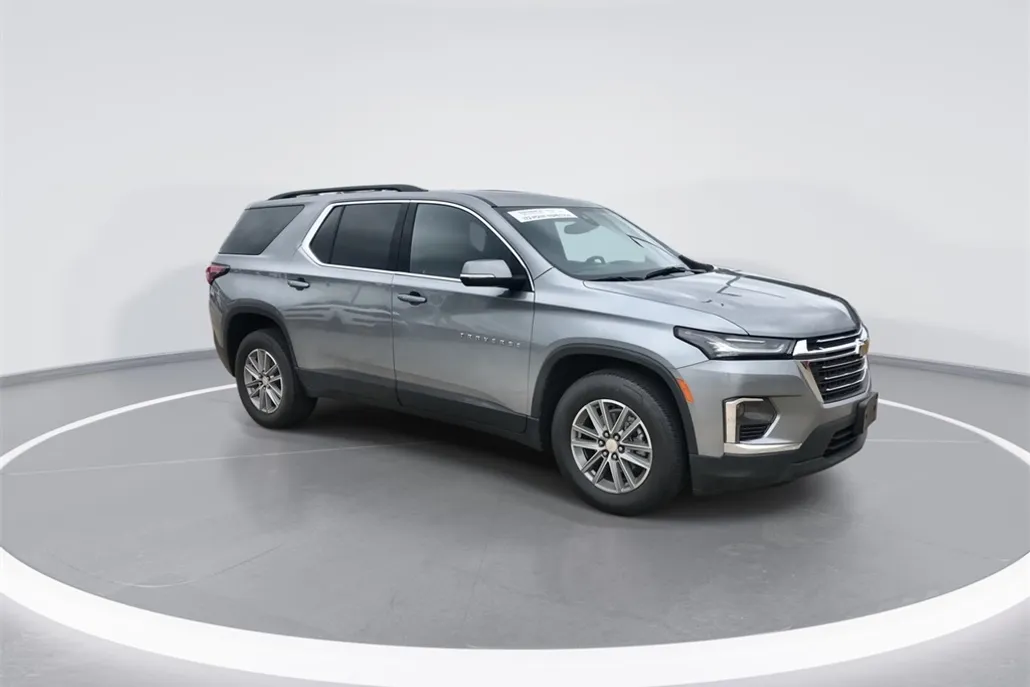 2023 Chevrolet Traverse photo 1