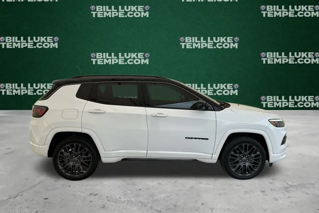 2022 Jeep Compass High Altitude photo 1