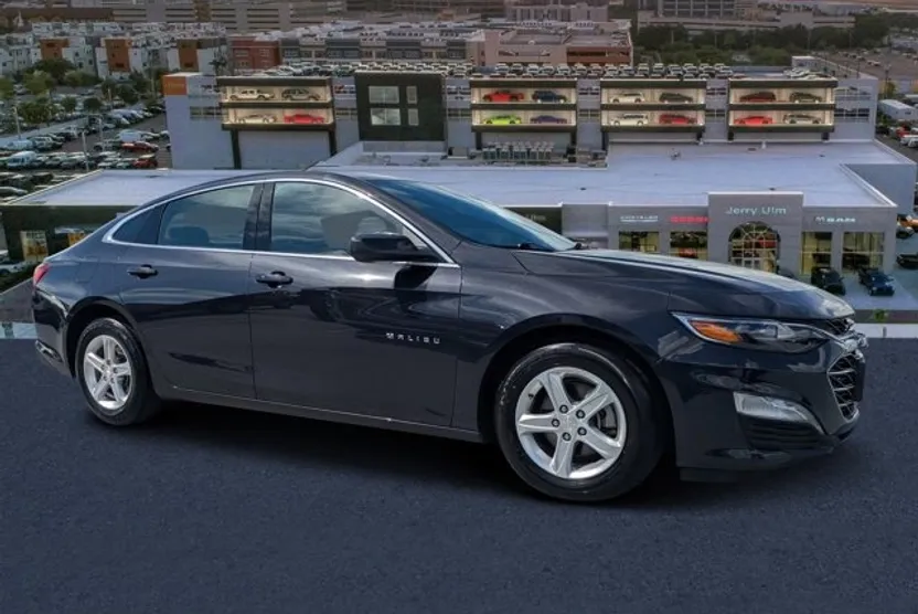 2023 Chevrolet Malibu 1LT photo 1