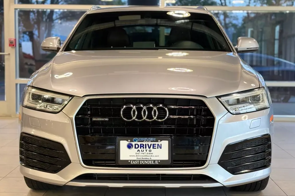 2016 Audi Q3 Prestige photo 1