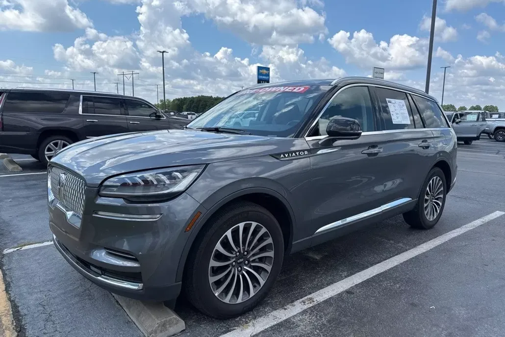 2023 Lincoln Aviator Reserve photo 1