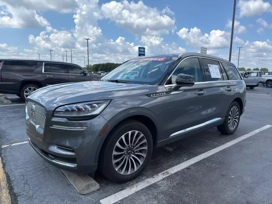 2023 Lincoln Aviator Reserve photo 1
