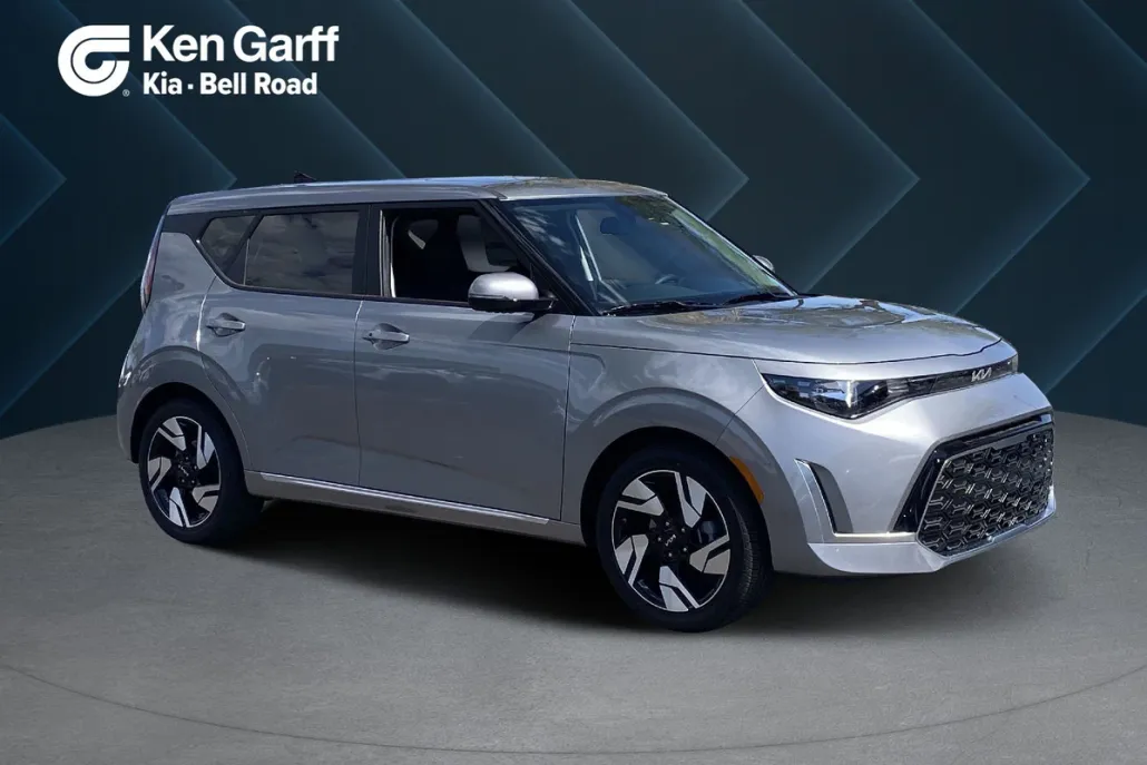 2025 Kia Soul GT-Line photo 1