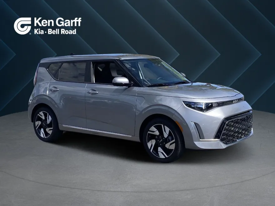 2025 Kia Soul GT-Line photo 1