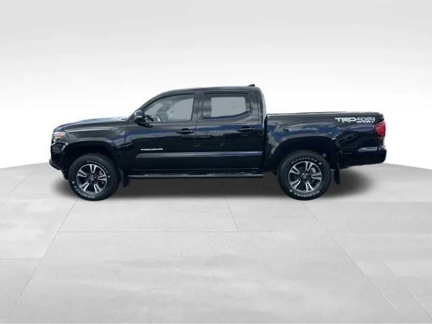 2019 Toyota Tacoma TRD Sport V6 photo 1