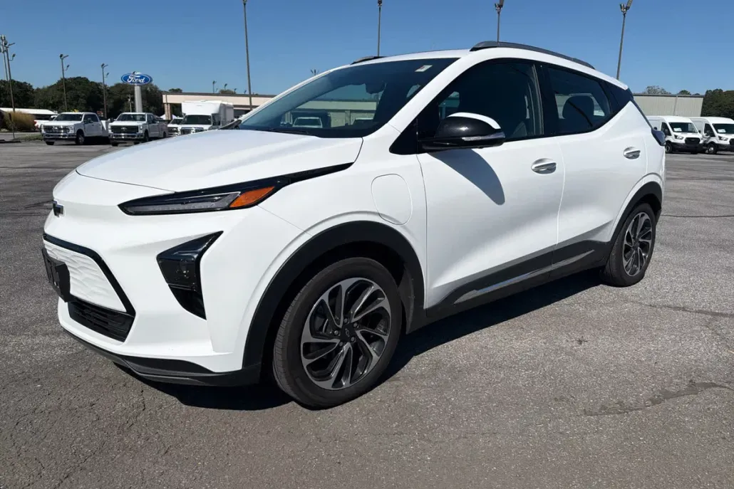 2023 Chevrolet Bolt EUV Premier photo 1