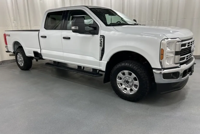 2024 Ford F-350 photo 1