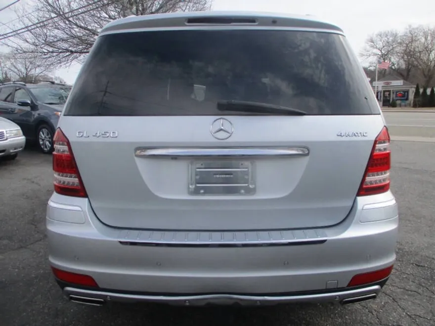 2010 Mercedes Benz GL 450 photo 1