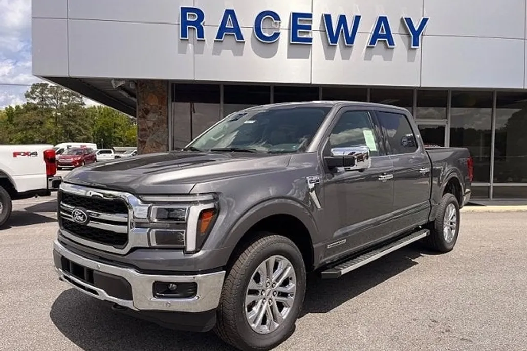 2025 Ford F-150 Lariat photo 1