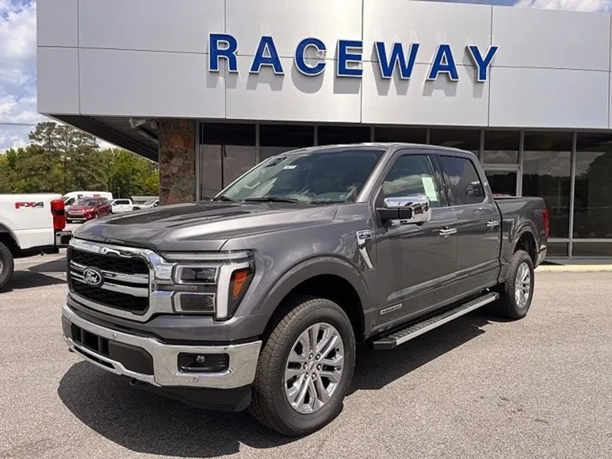 2025 Ford F-150 Lariat photo 1