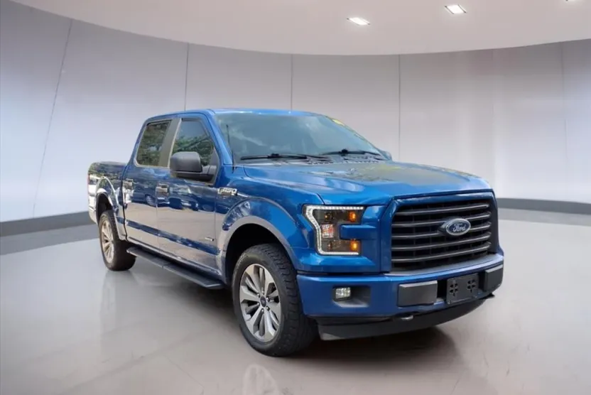 2017 Ford F-150 XL photo 1