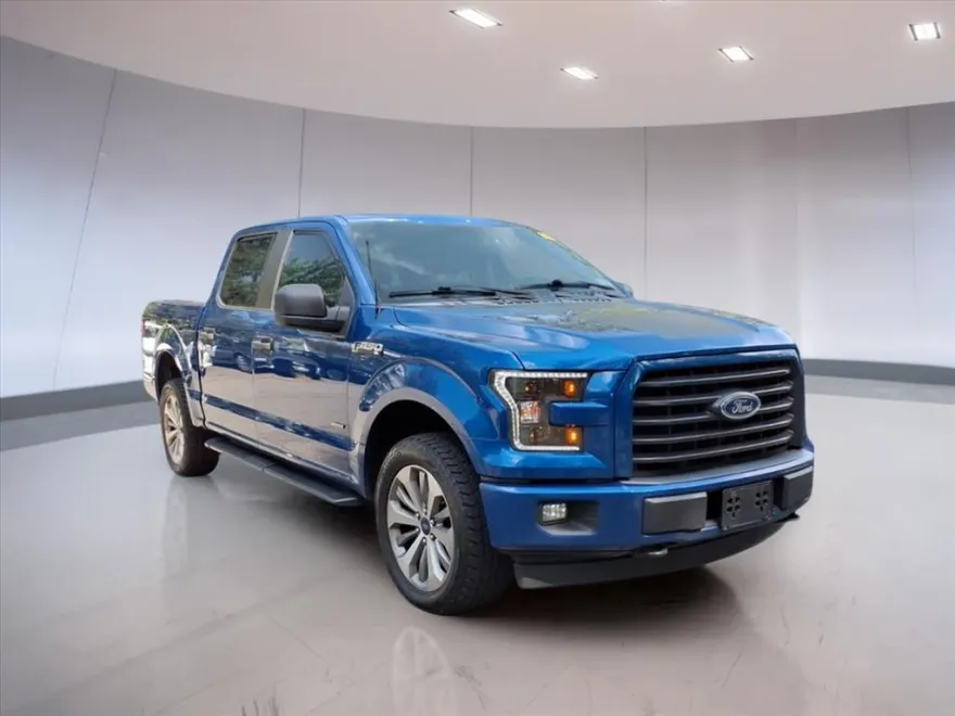 2017 Ford F-150 XL photo 1