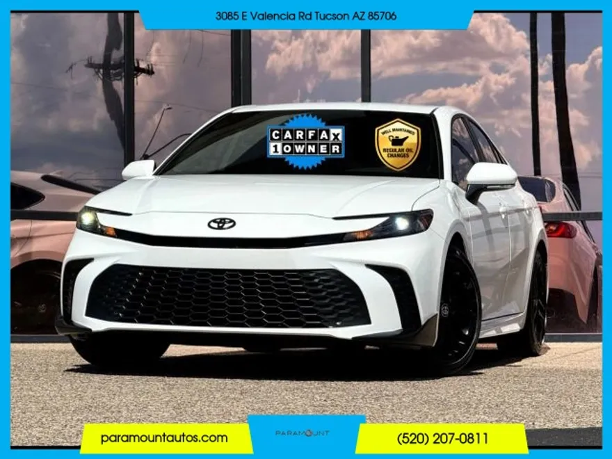 2025 Toyota Camry photo 1