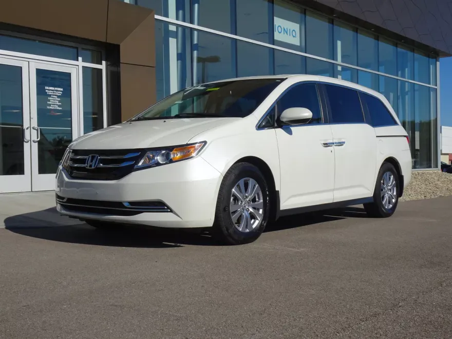 2017 Honda Odyssey EX-L photo 1
