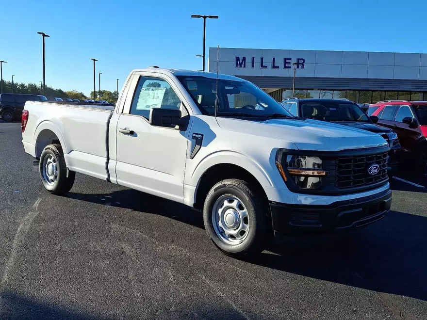2025 Ford F-150 XL photo 1