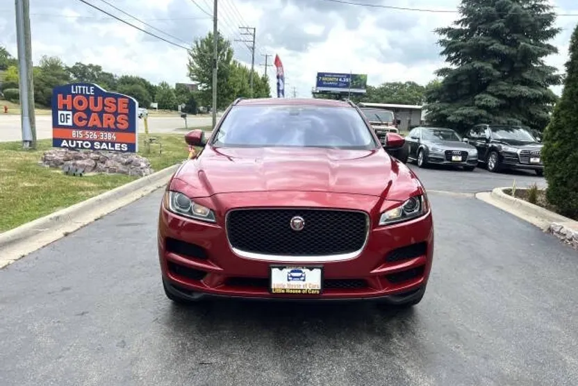 2017 Jaguar F-PACE Premium photo 1