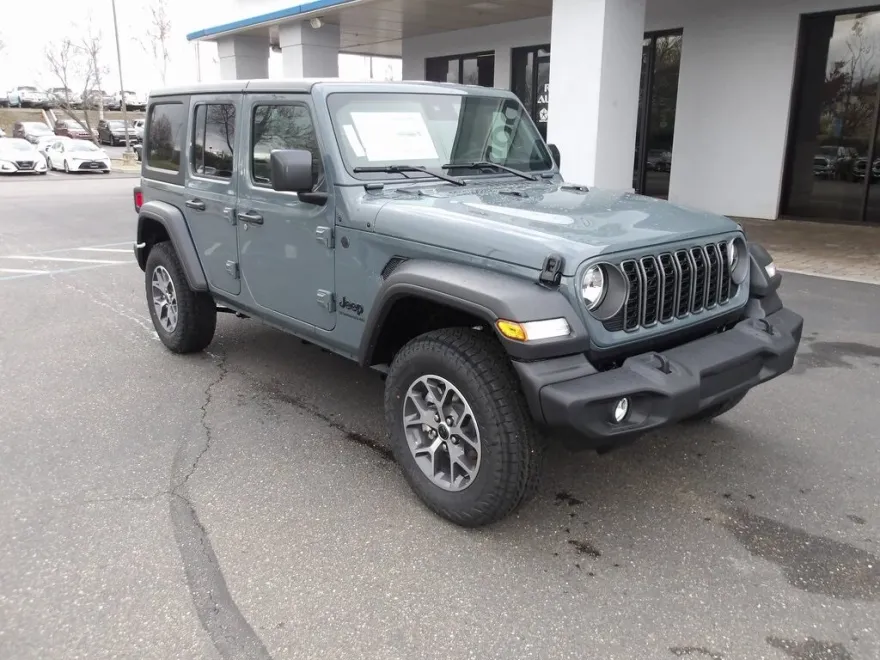 2025 Jeep Wrangler Sport S photo 1
