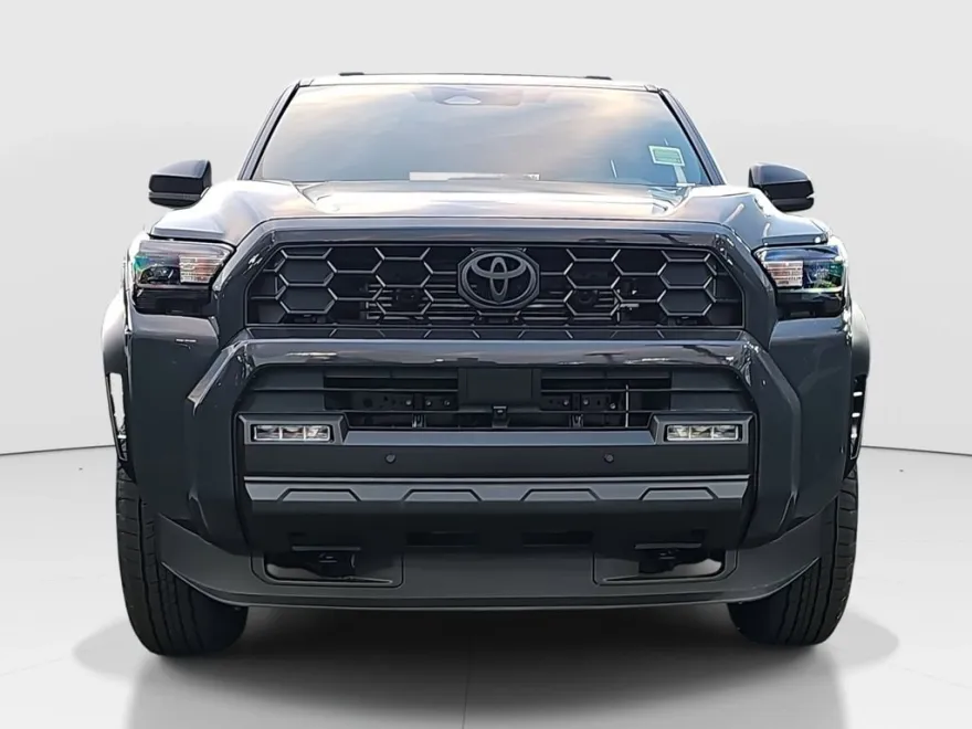 2025 Toyota 4Runner TRD Off-Road photo 1