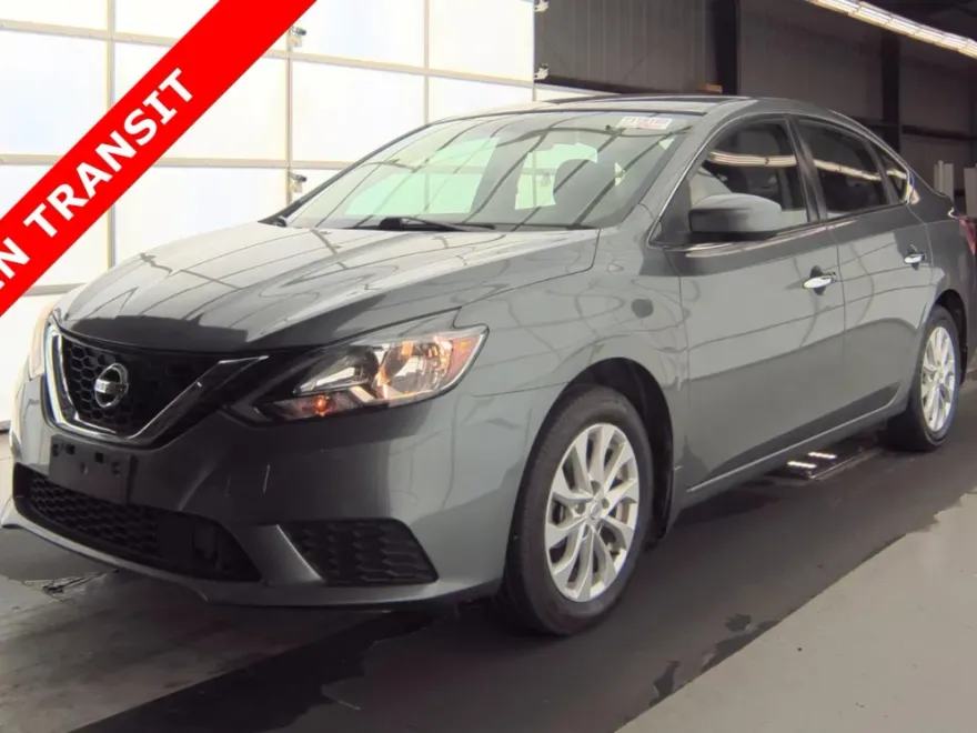2018 Nissan Sentra SV photo 1