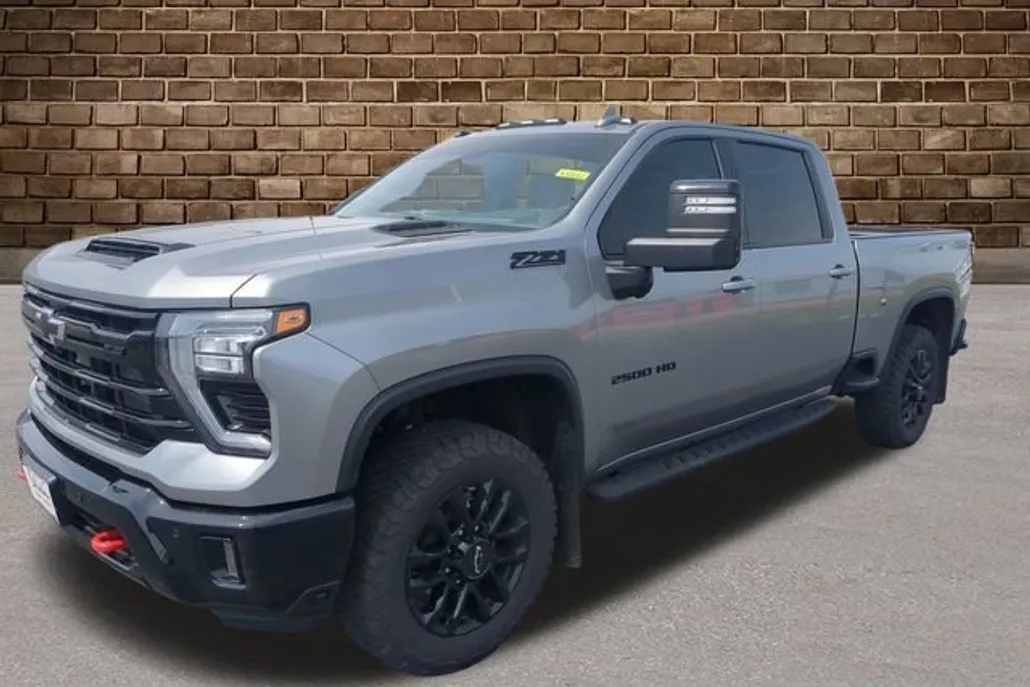 2025 Chevrolet Silverado 2500HD LTZ photo 1