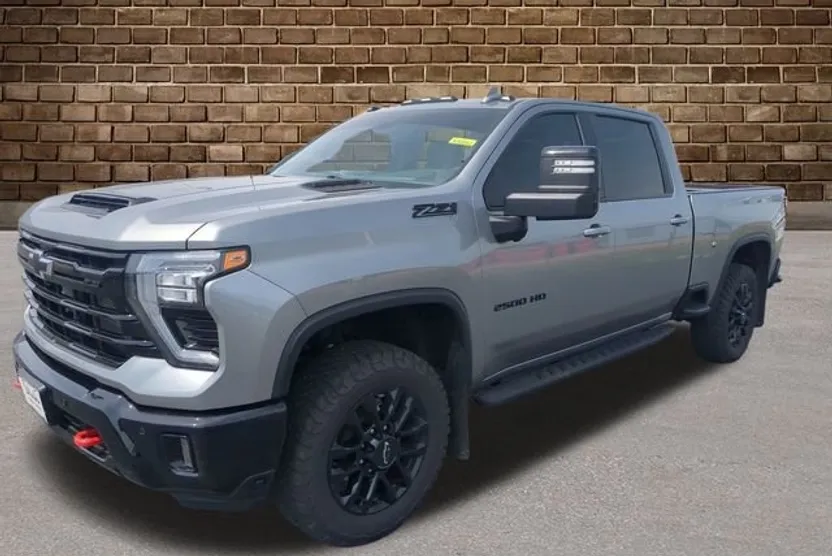 2025 Chevrolet Silverado 2500HD LTZ photo 1