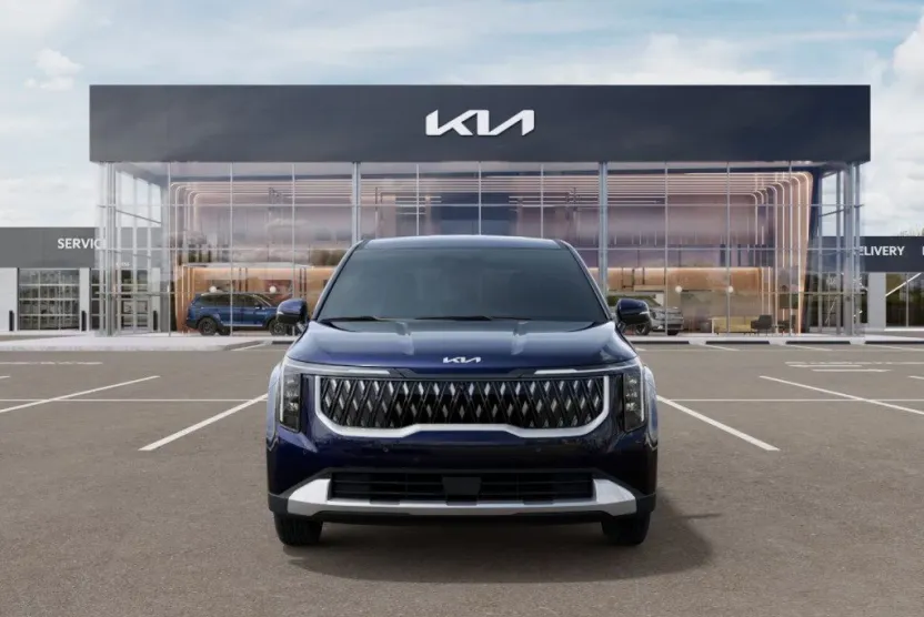 2025 Kia Carnival LXS photo 1
