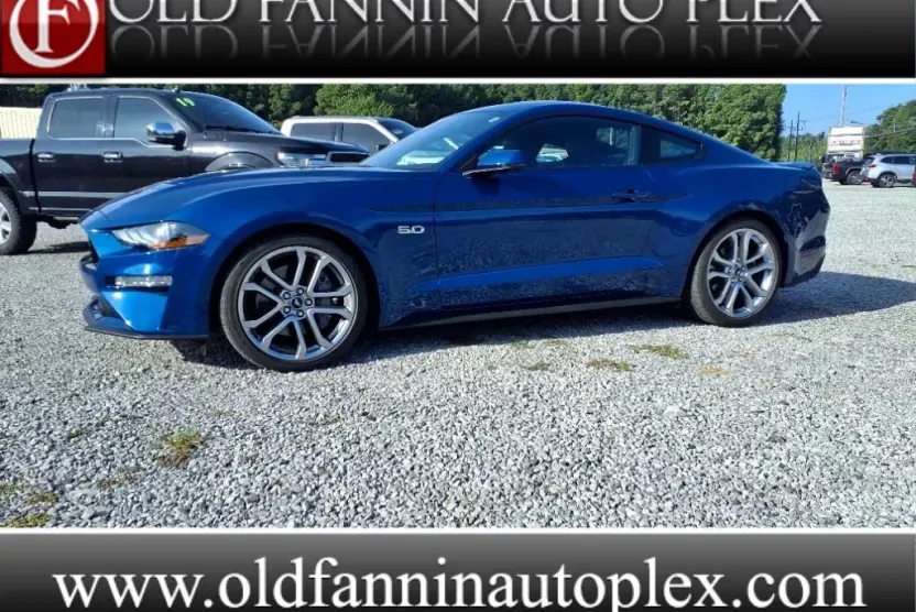 2022 Ford Mustang GT photo 1