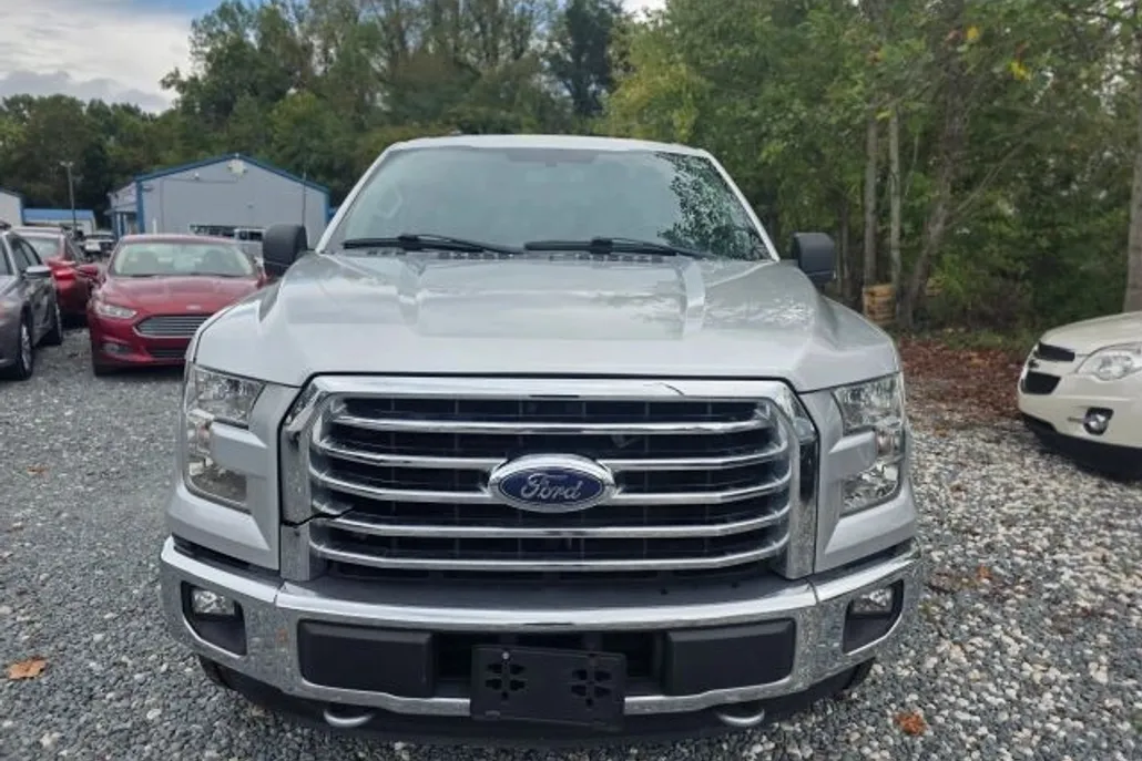 2016 Ford F-150 photo 1