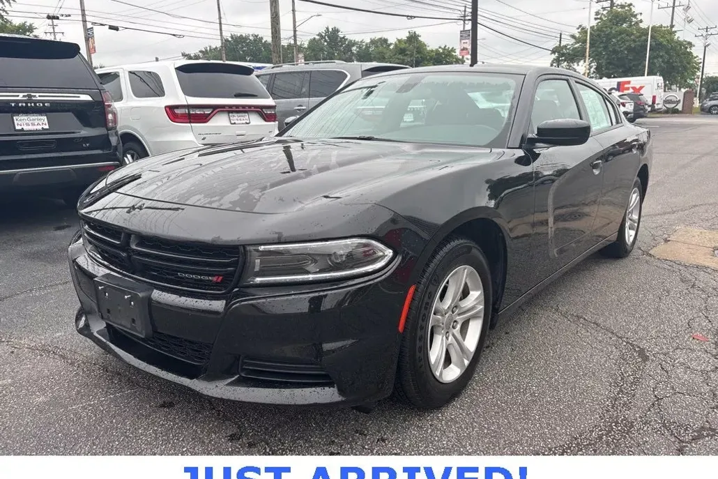 2023 Dodge Charger SXT photo 1