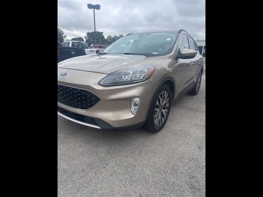 2020 Ford Escape Titanium Hybrid photo 1