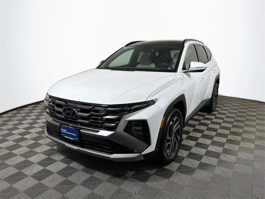 2025 Hyundai Tucson Hybrid Limited photo 1
