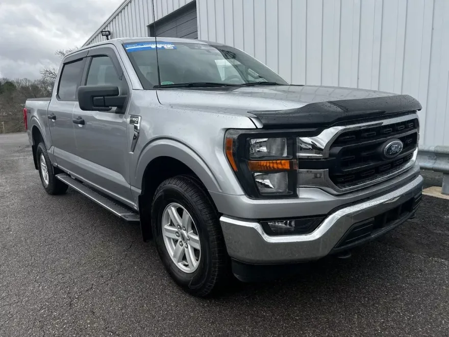 2023 Ford F-150 XLT photo 1