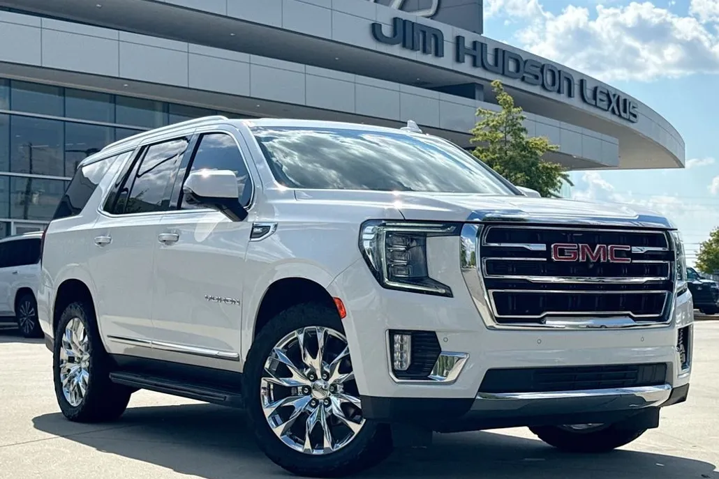 2022 Gmc Yukon SLT photo 1