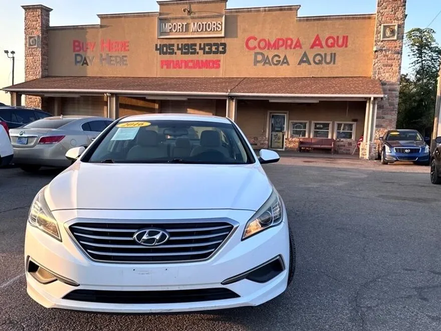 2016 Hyundai Sonata SE photo 1